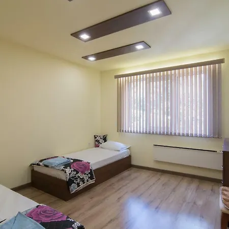 Apartament Five Guests Close To City Center And Sea Garden *