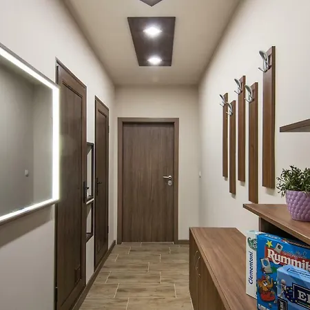 Five Guests Close To City Center And Sea Garden *